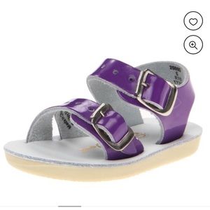 Salt water sea wees sandals purple
